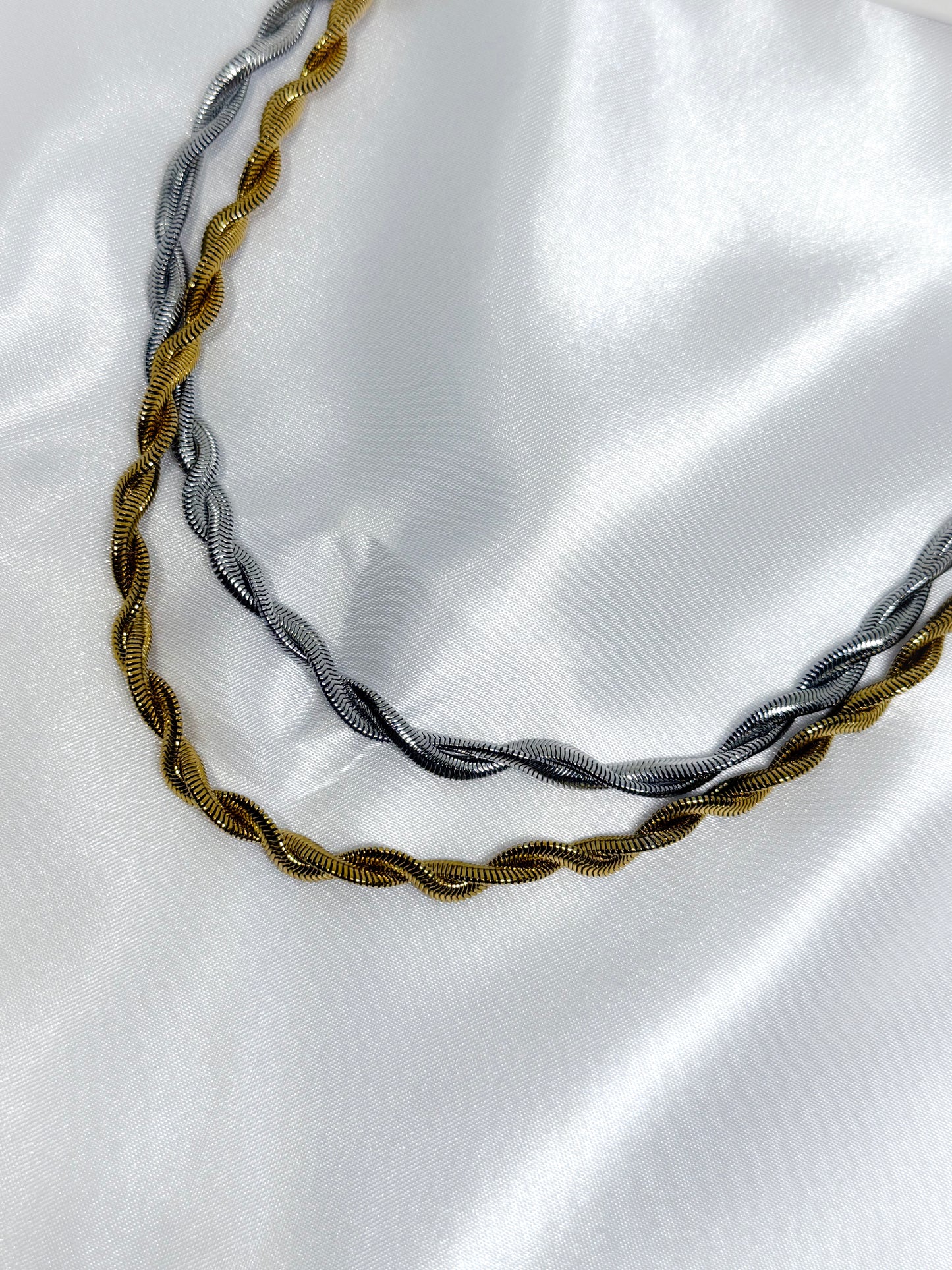 Collana Intreccio